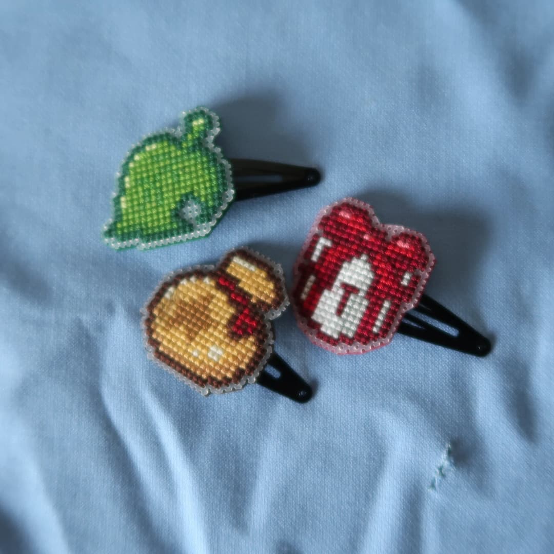Animal Crossing Item Hairpins